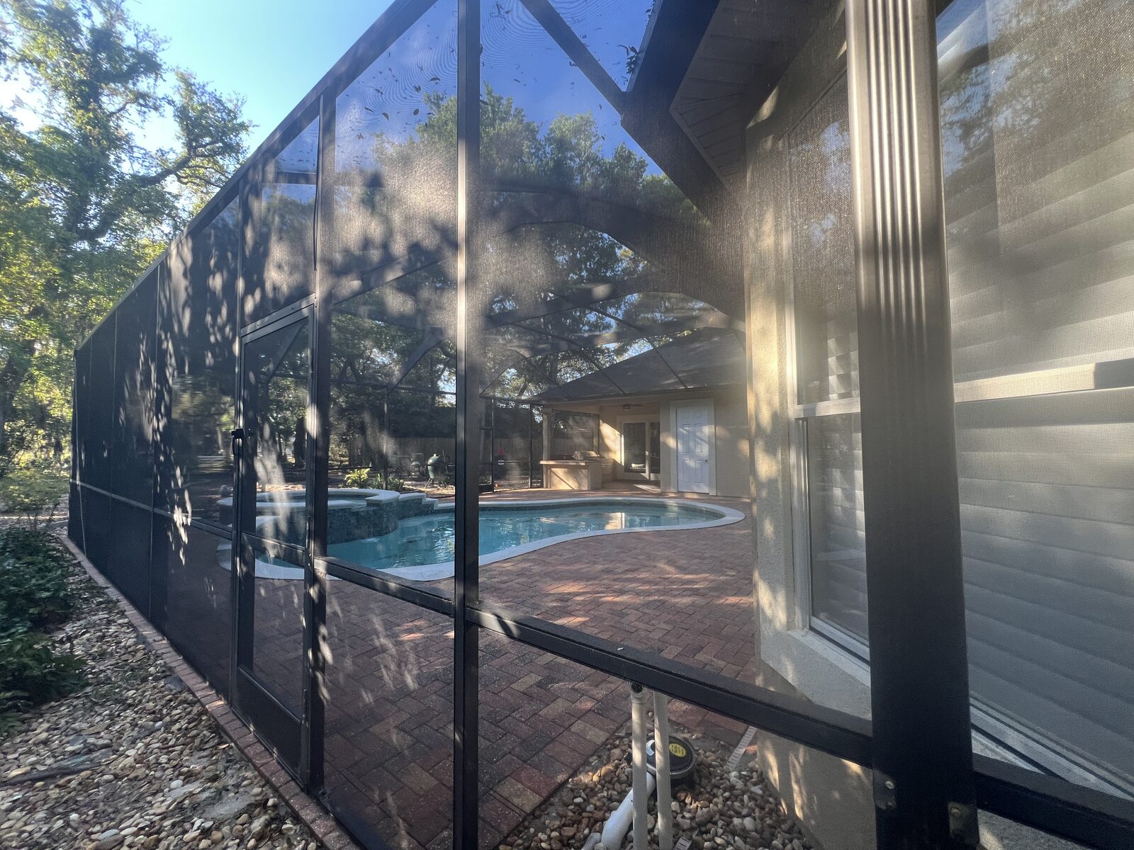 Fernandina Beach Exterior Cleaning technician soft washing house siding